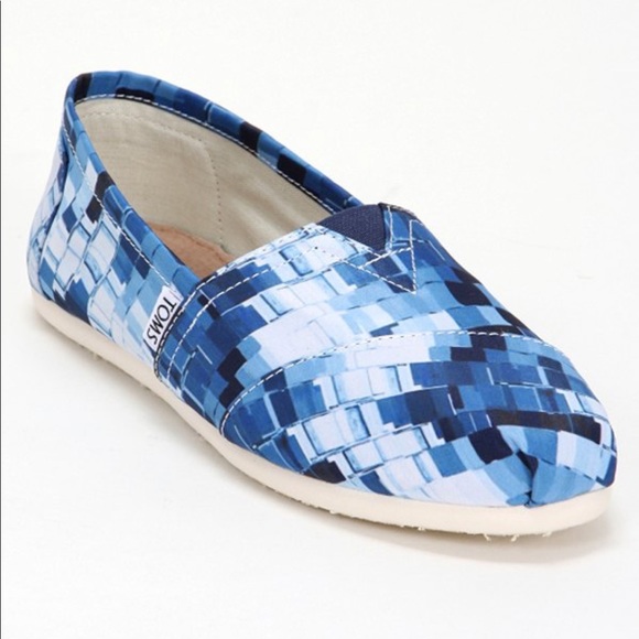 Toms Shoes - NWT Women’s Toms Toms Shoes - NWT Women’s Toms